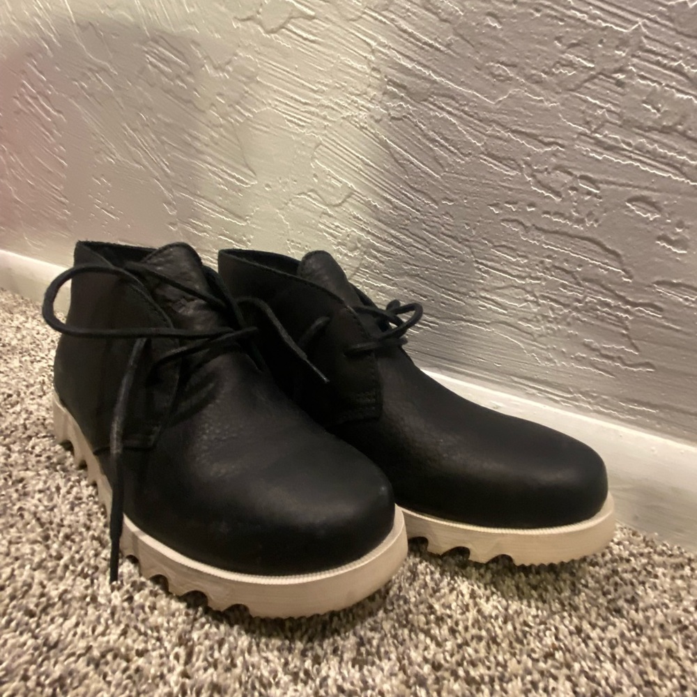 Sorel bootie genuine leather